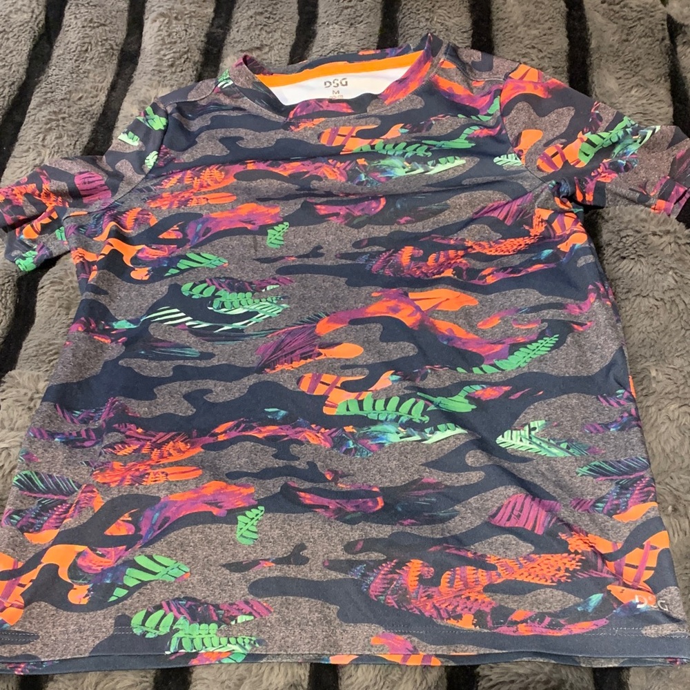 #608 “DSG” Multicolor Camouflage T-Shirt Size M10/12